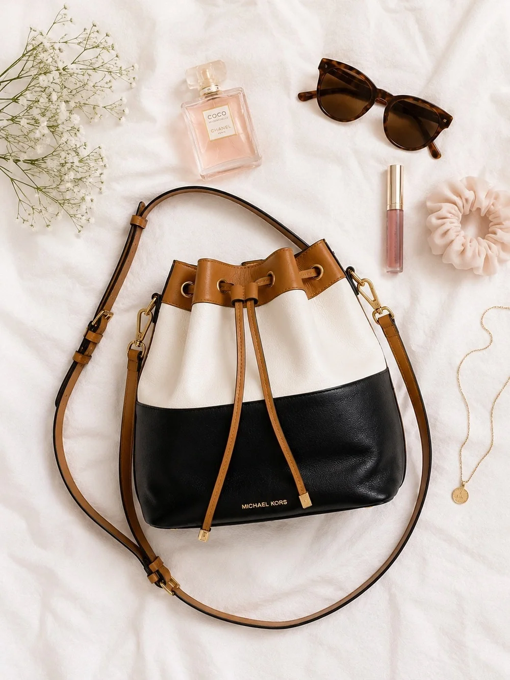 Michael Kors Leather Colorblock Bucket Shoulder/Crossbody Bag Black, White & Tan